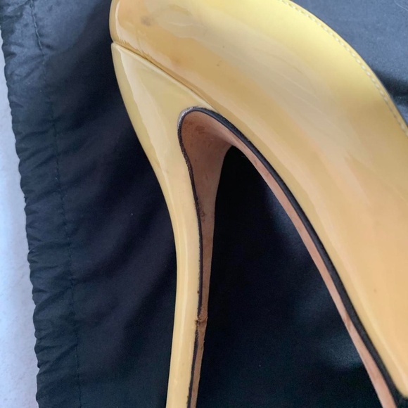 Shoes - Picture 7 of 7